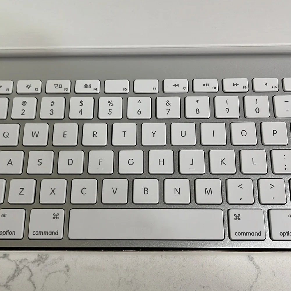Wireless Apple Keyboard New in Package